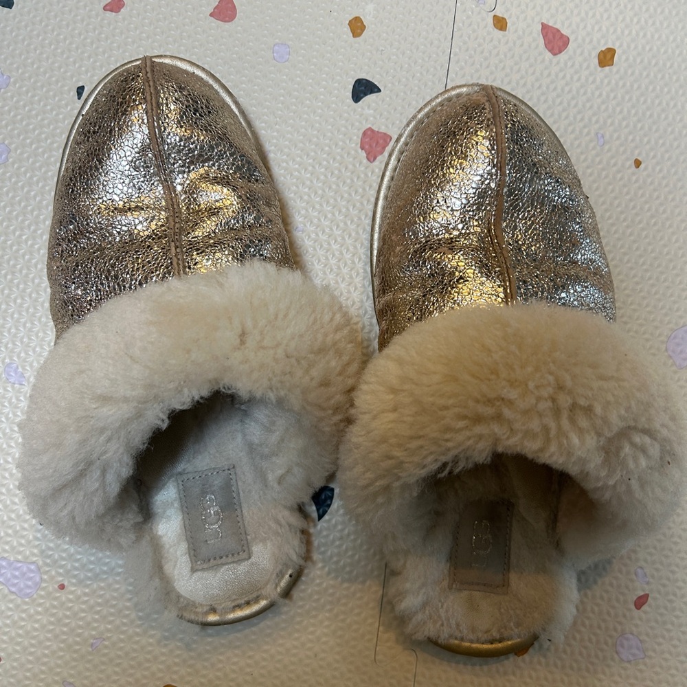 Gold and Cream Plush Lined Slippers